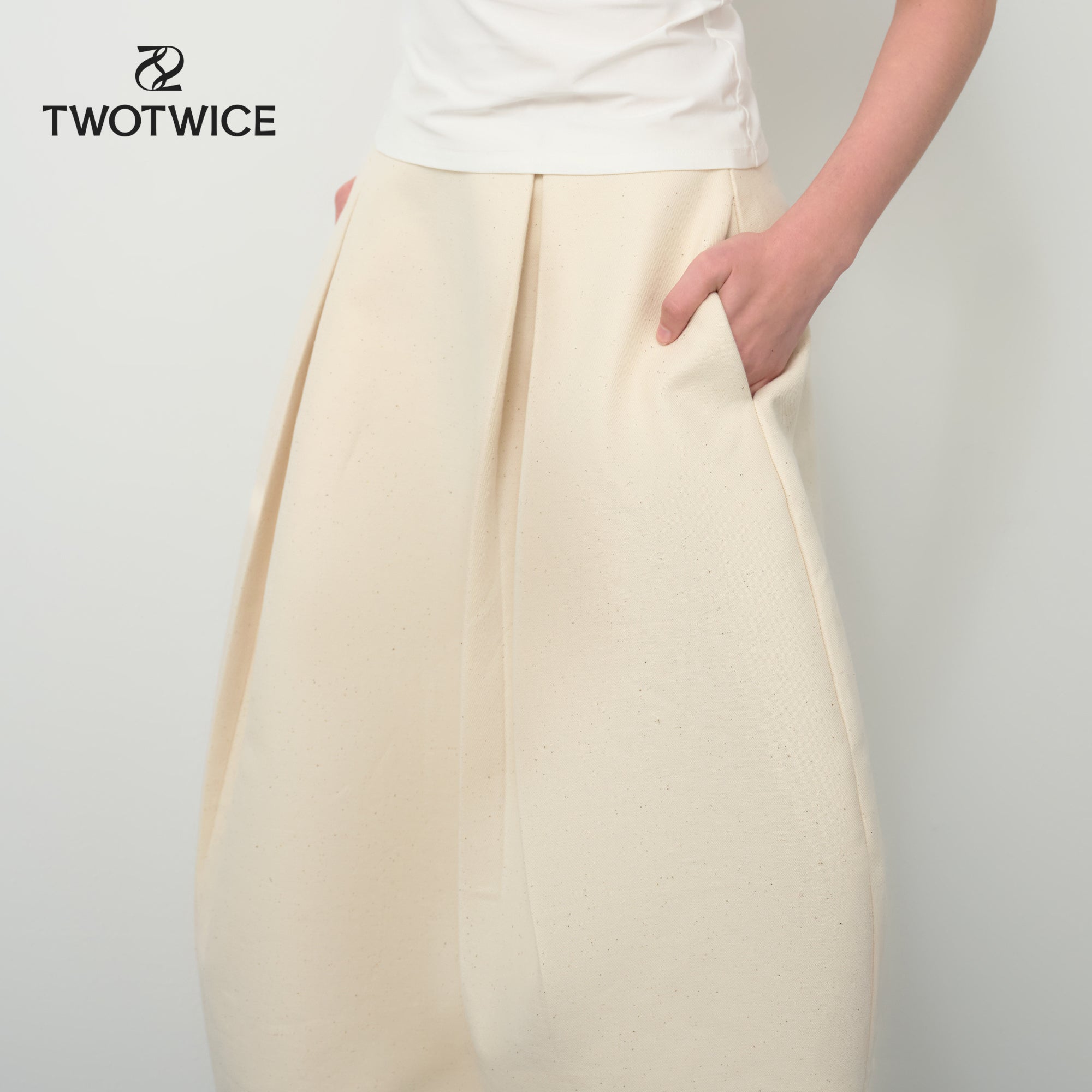 Twotwice - Arc Skirt
