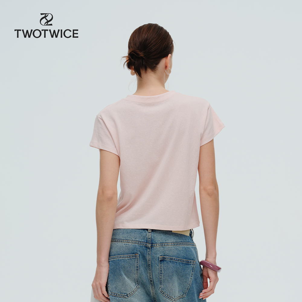 Twotwice - Sea of Sameness Baby Tee - เสื้อยืดทรงสั้น