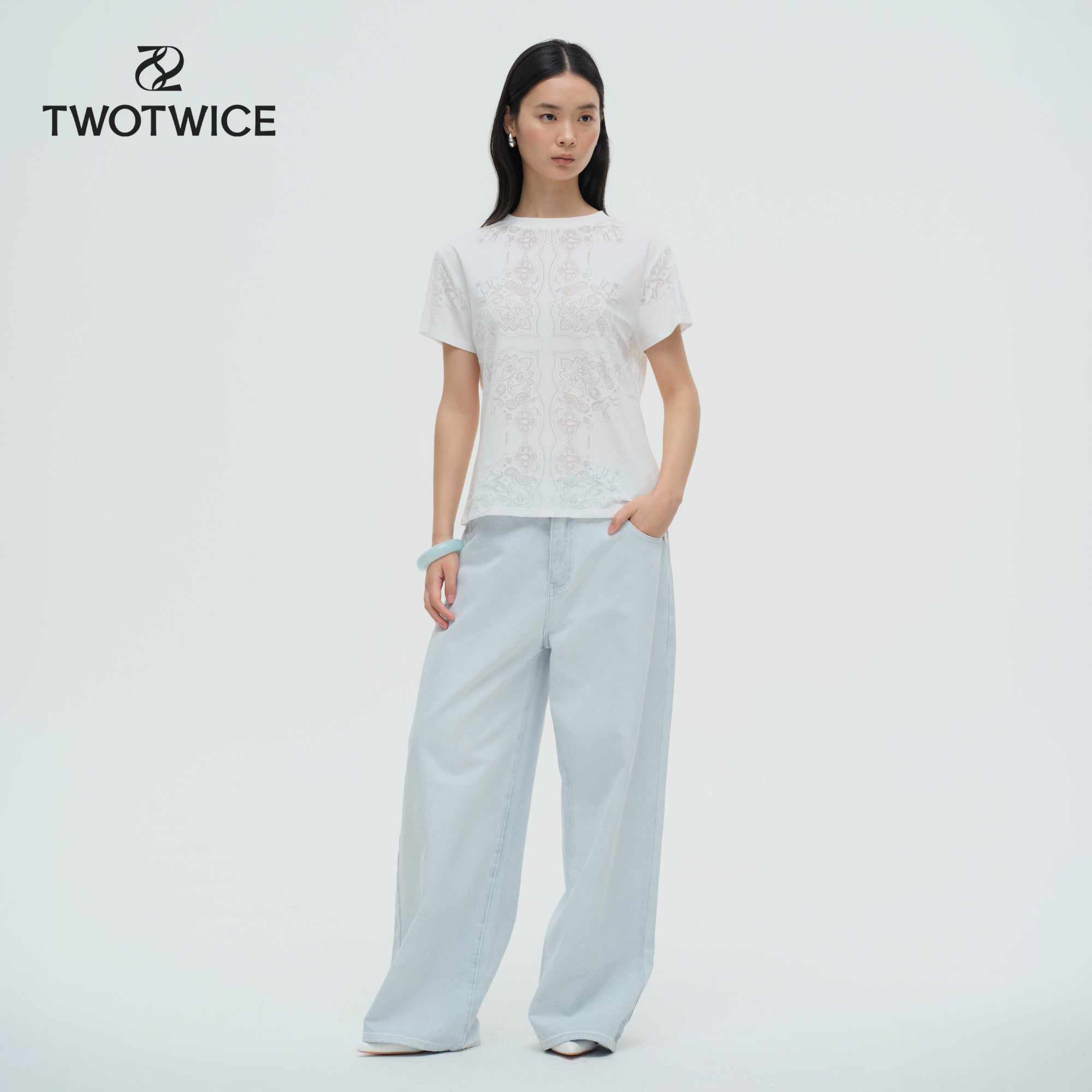 Twotwice - "BURN OUT TEE" - เสื้อยืด Paisley