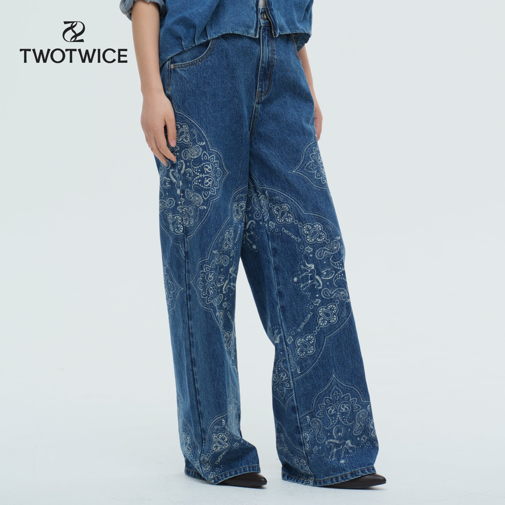Twotwice - Moss Boyfriend Jeans - ลาย Paisley