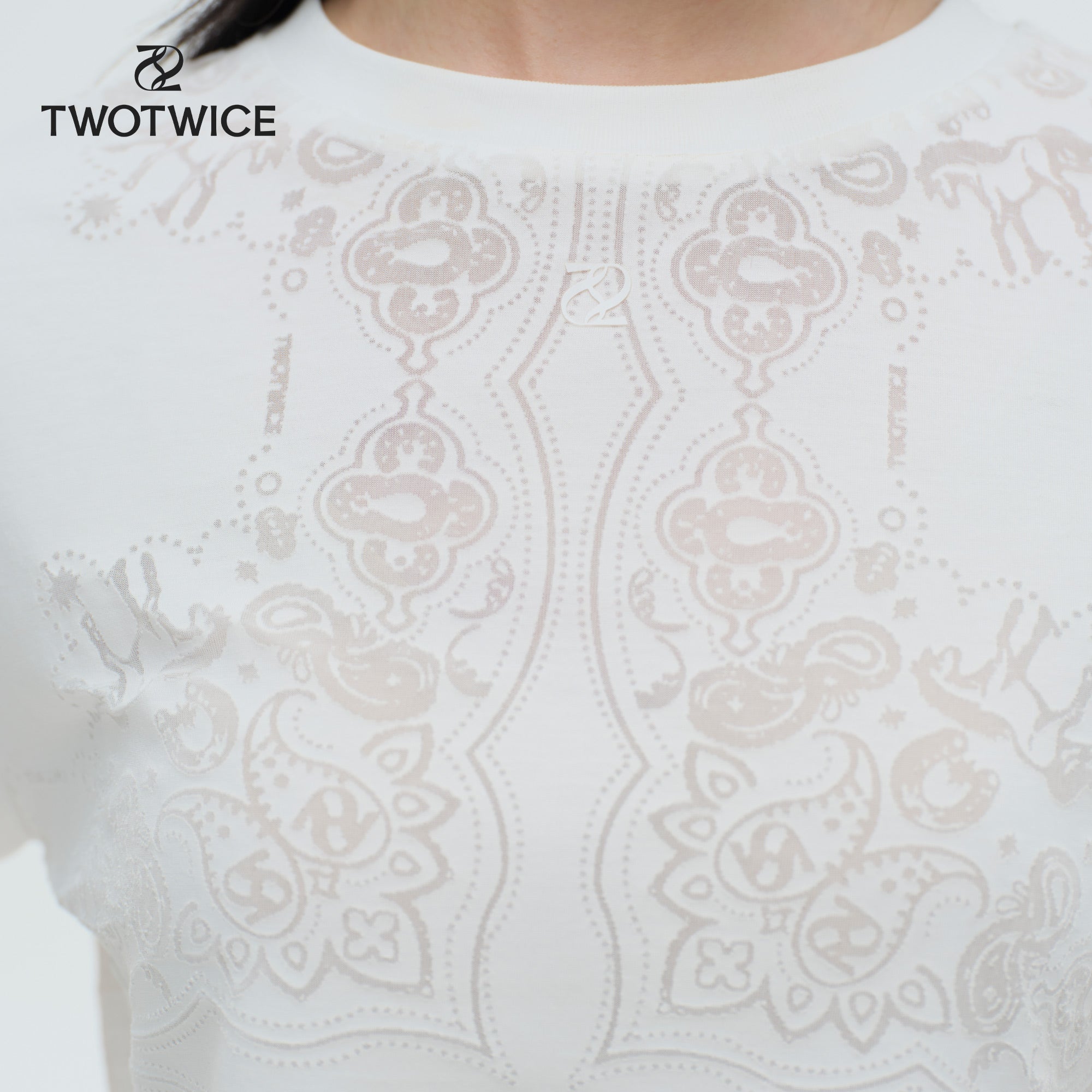 Twotwice - "BURN OUT TEE" - เสื้อยืด Paisley