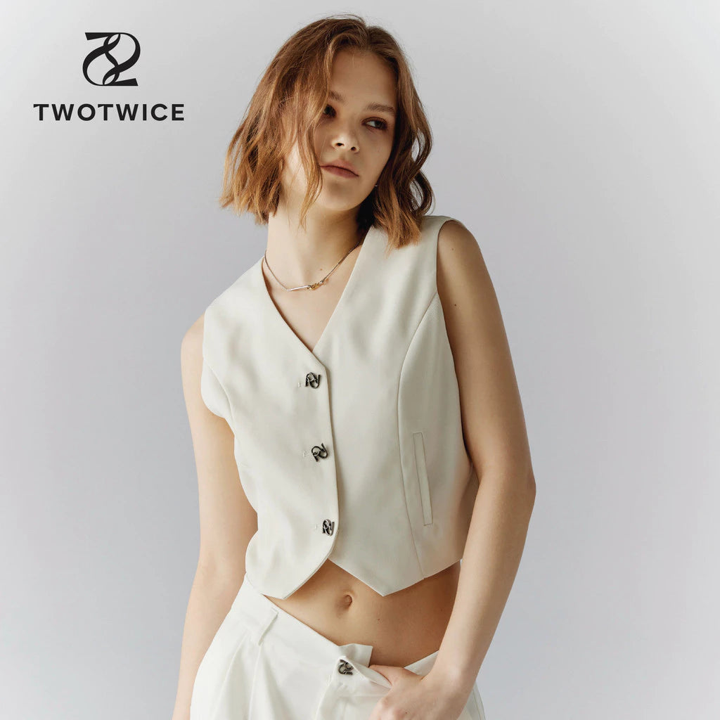 Tw button up vest
