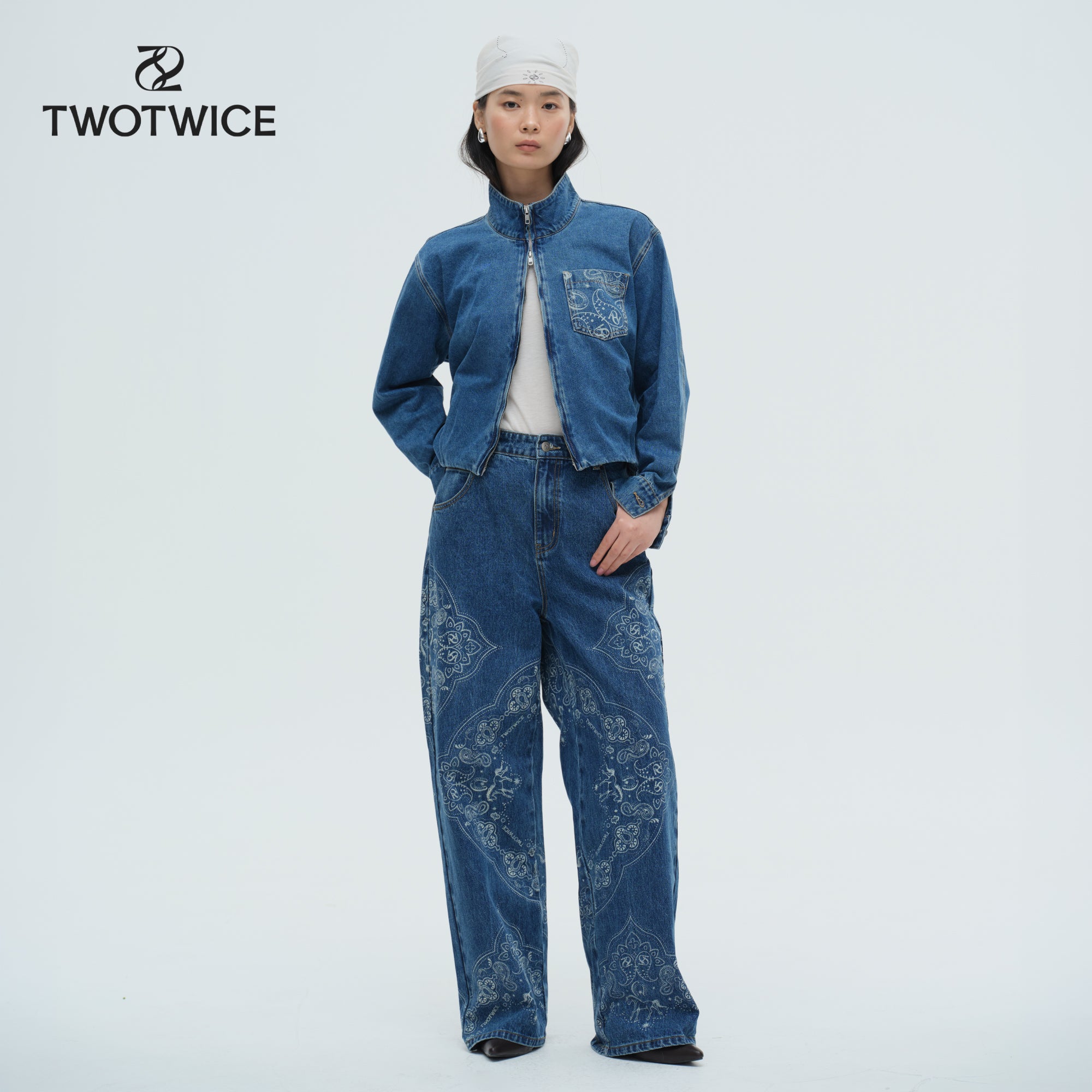 Twotwice - Moss Boyfriend Jeans - ลาย Paisley