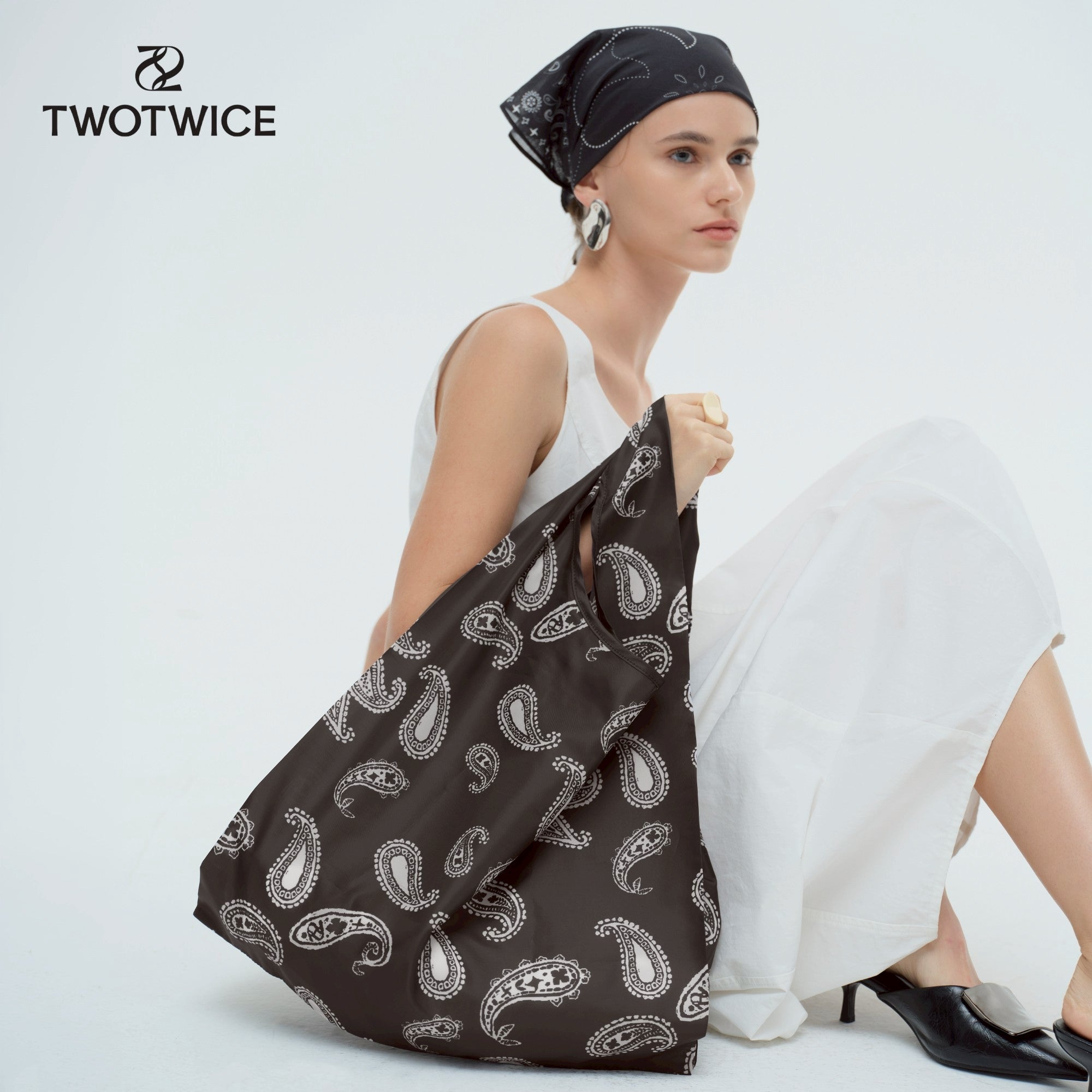 Twotwice - Outer Tote (Exclusive gift) - กระเป๋า Tote พับเก็บได้
