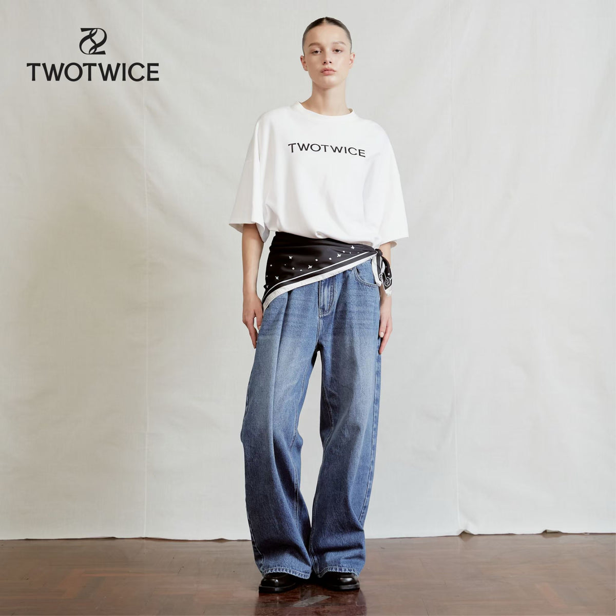 Twotwice - Twotwice logo tee