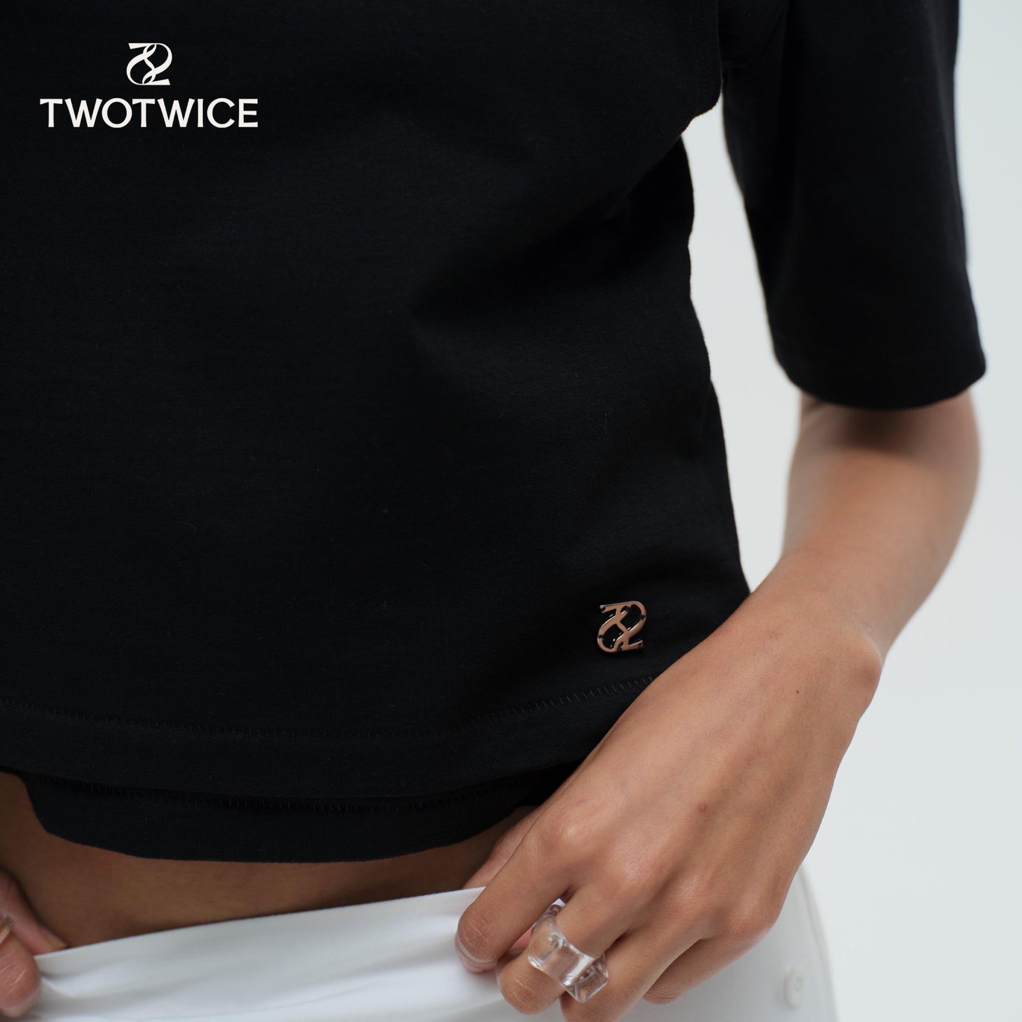 Twotwice - MORNING MØDE T-SHIRT - เสื้อยืดดีเทลเลเยอร์