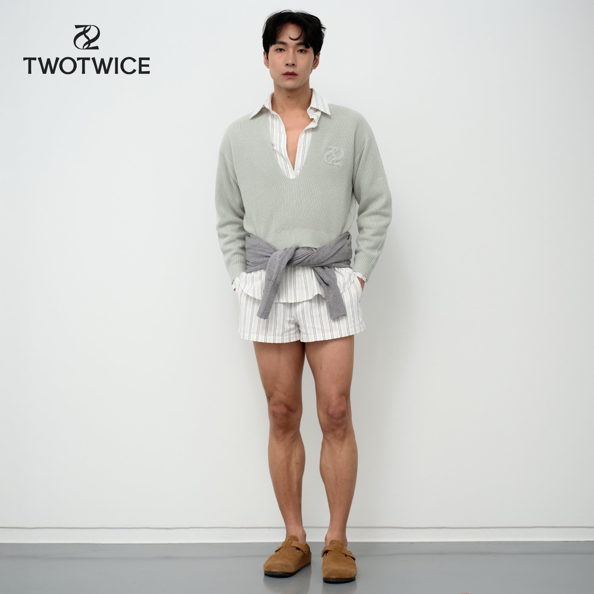 Twotwice - Open V-Neck Sweater