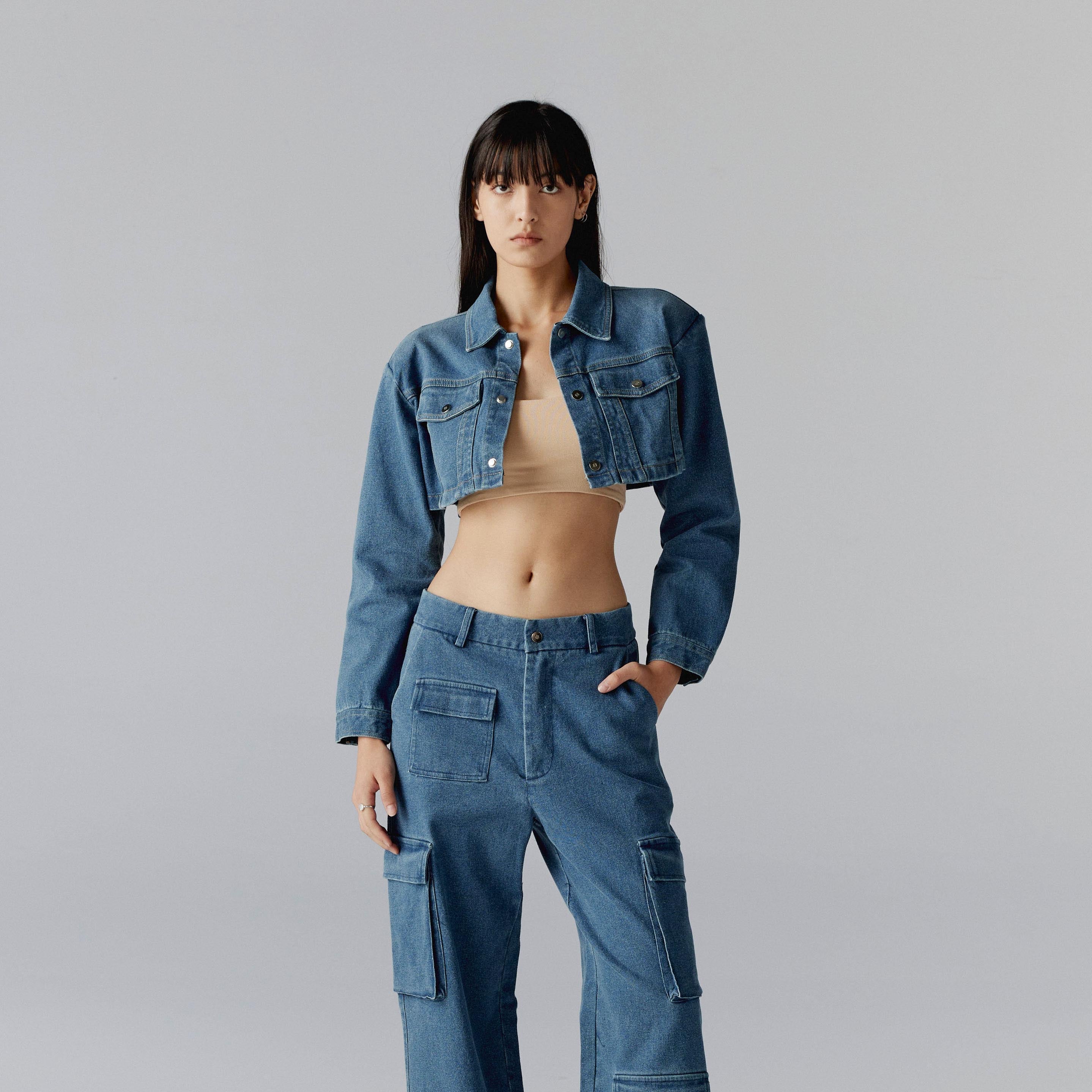 Cropped jeans jacket
