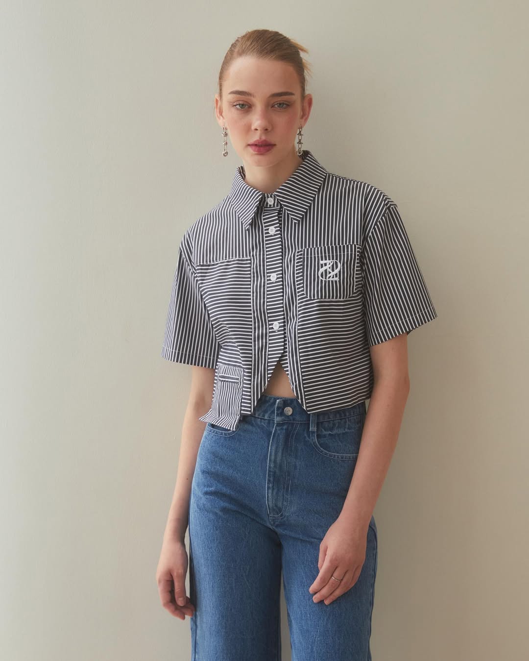 Robust crop shirt
