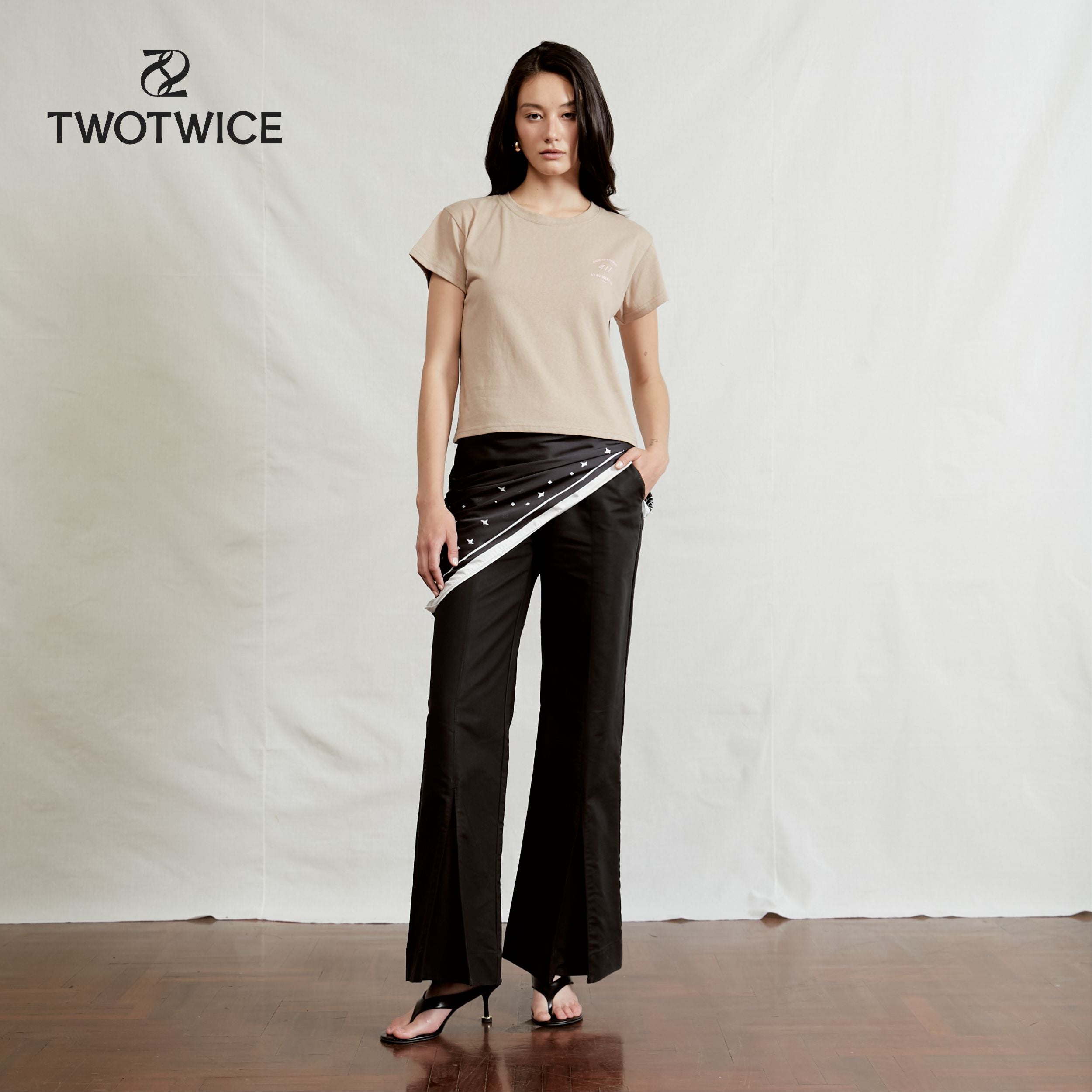 Twotwice - 90s Tailored Flared Trousers