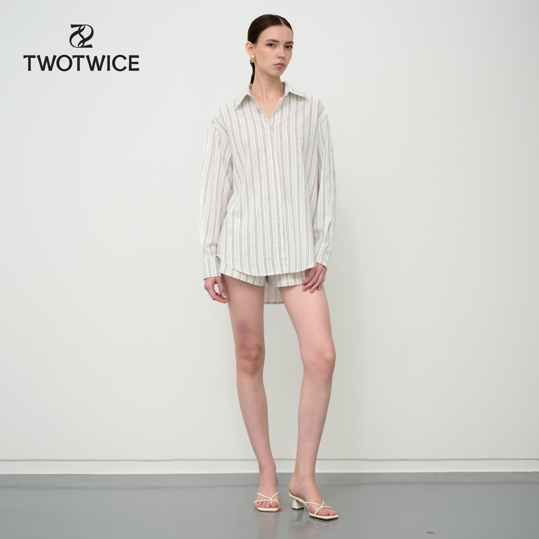 Twotwice - Oversized Tw shirt